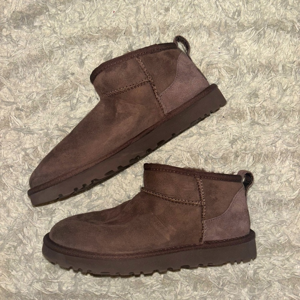 UGG Classic Ultra Mini Boot